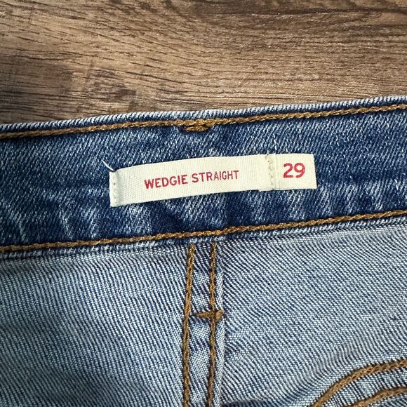Levis Womens Wedgie Straight Jeans Size 29 Button Fly High Waist - Picture 2 of 5